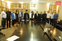 אקדמיה בחברה