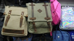 תיקי קנבס לנשים וגברים מותג במחיר 150 ש