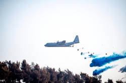  מטוסי השמשון של חיל האוויר סיוע לכיבוי השריפות