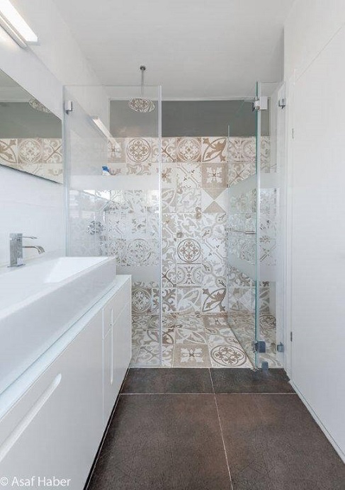 מקלחונים במרכז איך לבחור את הסוג המתאים?