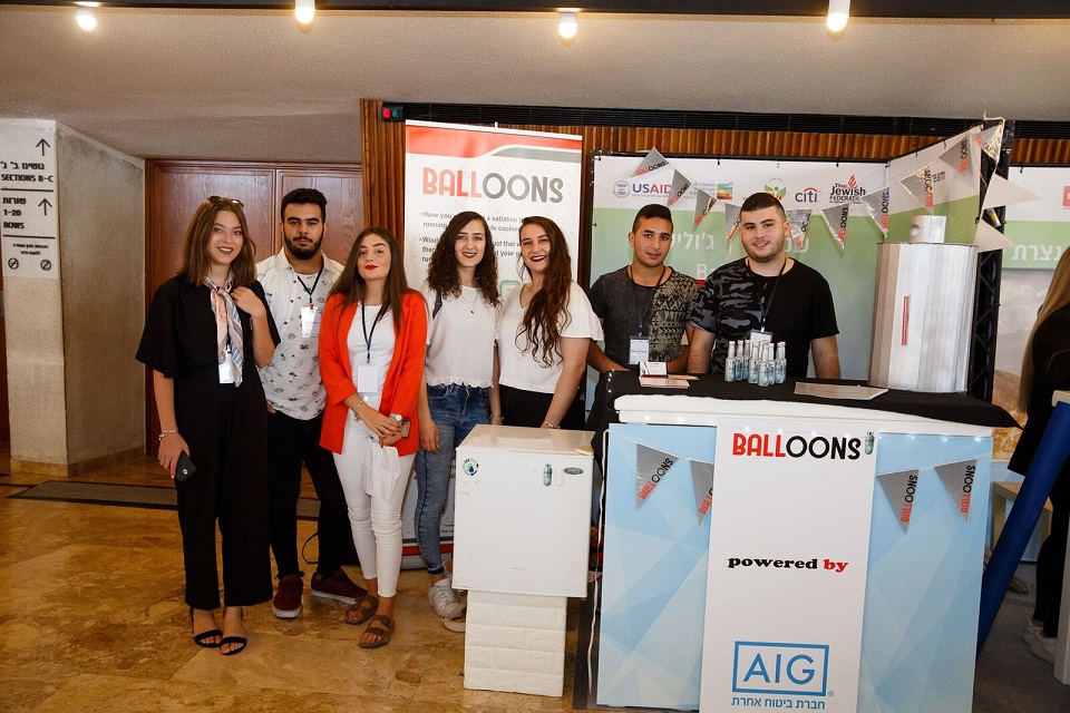 בני נוער מגוליס מקום שלישי בתחרות יזם השנה 2018 