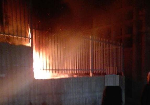 שריפה בחניון דירות בעכו