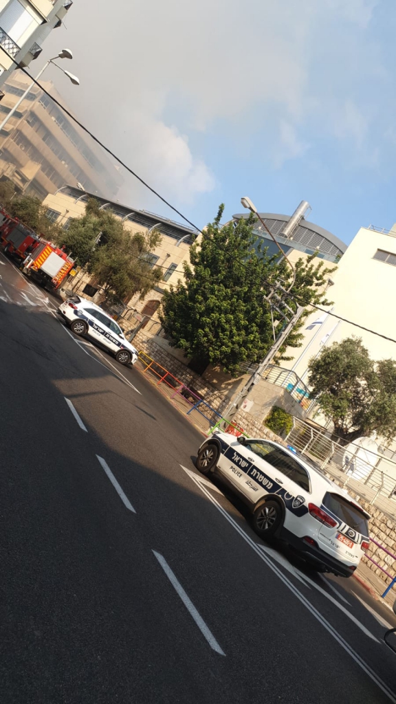 שריפה סמוך לבית ספר בוסמת חיפה