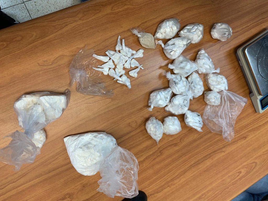 המשטרה תפסה 6 קילוגרם קוקאין שהיו מיועדים להפצה