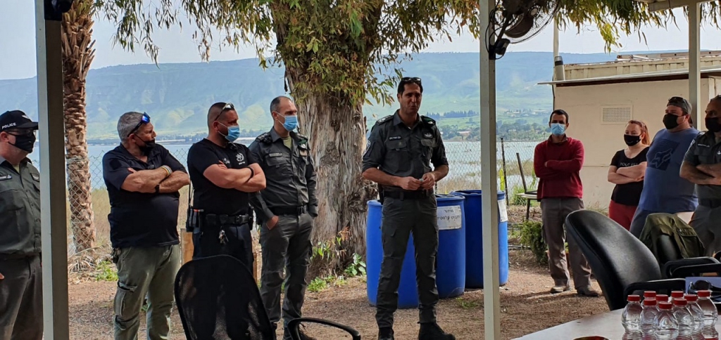 4 נעצרו בשל קטיפת זעתר בכרמל