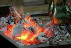 בן 60 מת במהלך מנגל