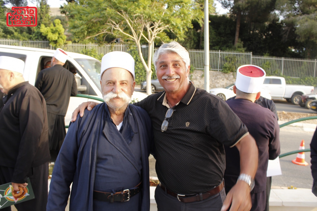 עאטף את שייך מגיד