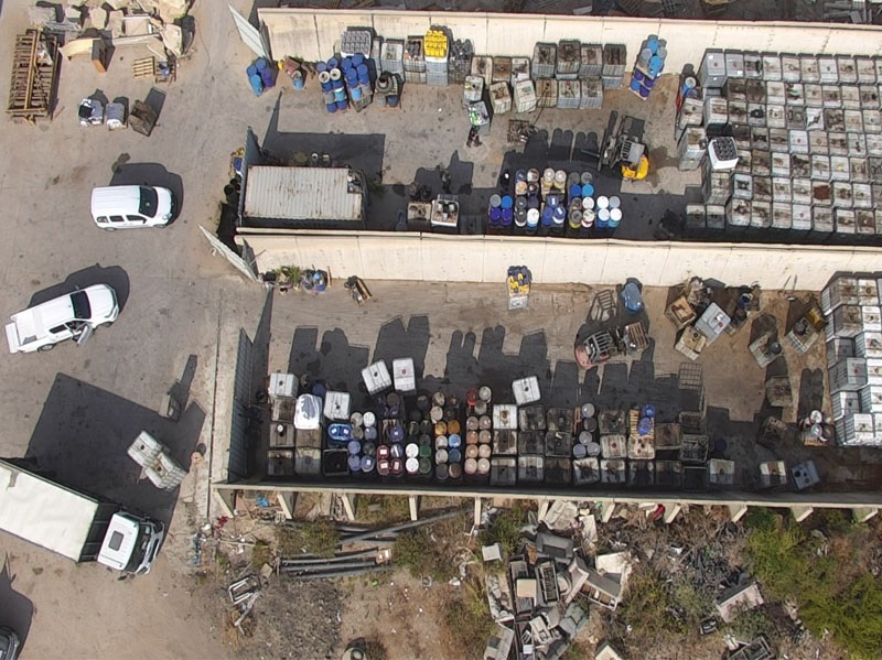 חקירה תחת אזהרה מול בעלי חנות לעיבוד נפט לא חוקי