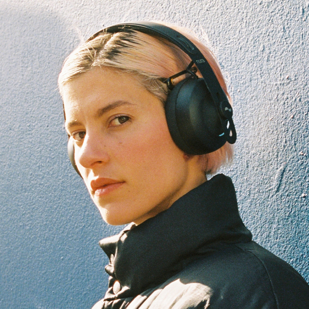 הכירו את הטיפים למציאת אוזניות בלוטוס מומלצות