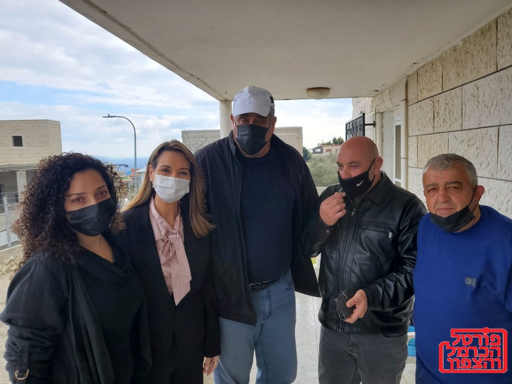 שרת החינוך הגיעה לנחם את משפחת סקר בעוספיה