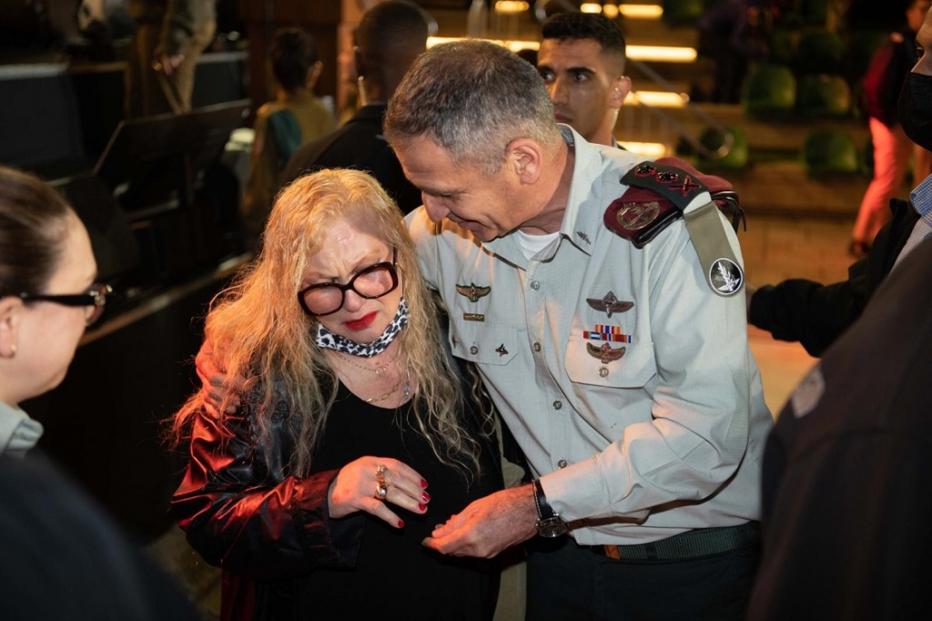 עשרים שנה לחומת מגן