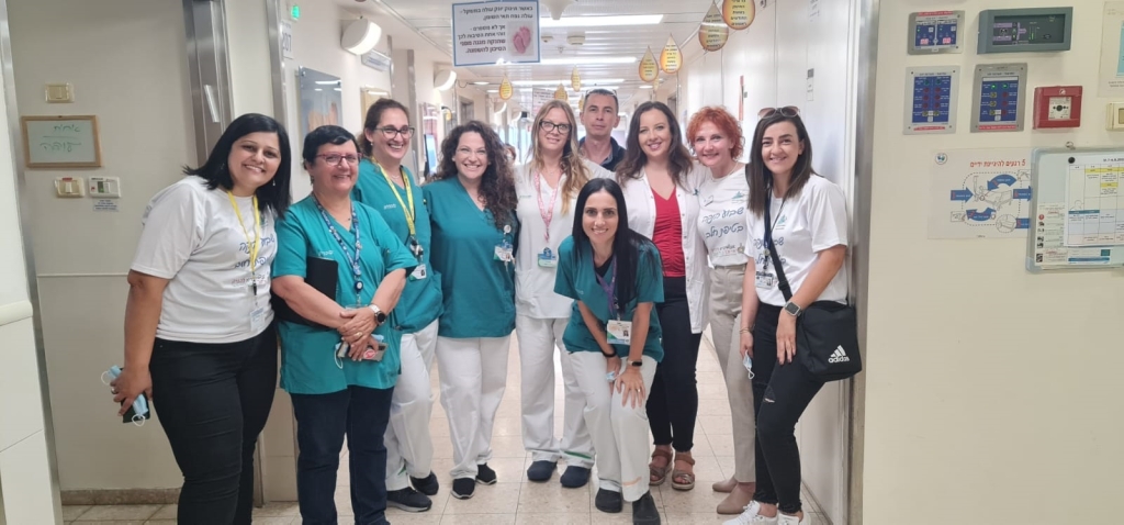 מעודדים הנקה בבית חולים כרמל