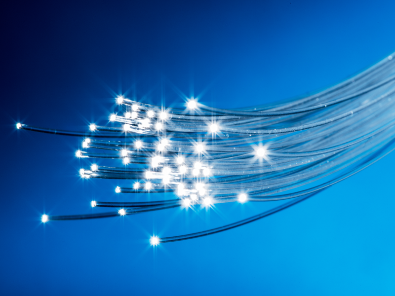 תנופת הסיבים האופטיים