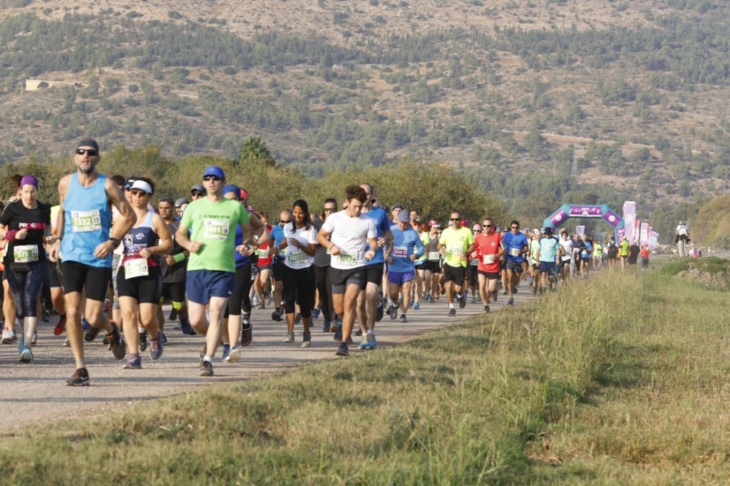 מירוץ העגור ה-8 באגמון החולה יוצא לדרך