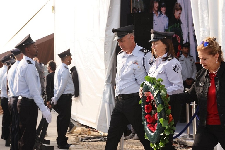 שיח אחים שכולים על האחים שאינם