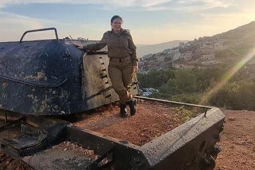 מייסון שחאדה בגיל 45 החליטה לעזוב הכל ולהתגייס לצה"ל