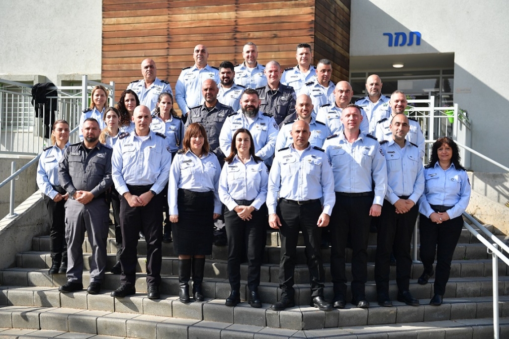 קורס מפקדי בתי סוהר יוצא לדרך