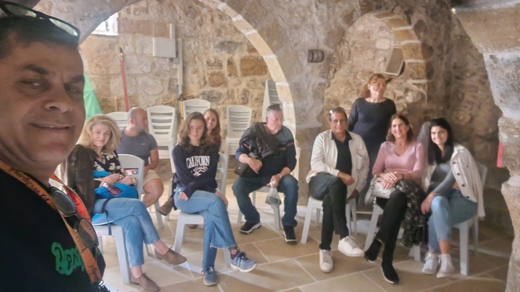 מטיילים יהודים בכפרי הצפון