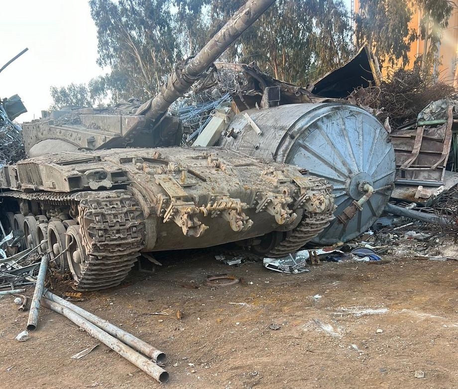 טנק נגנב מבסיס האימונים סמוך לאליקים
