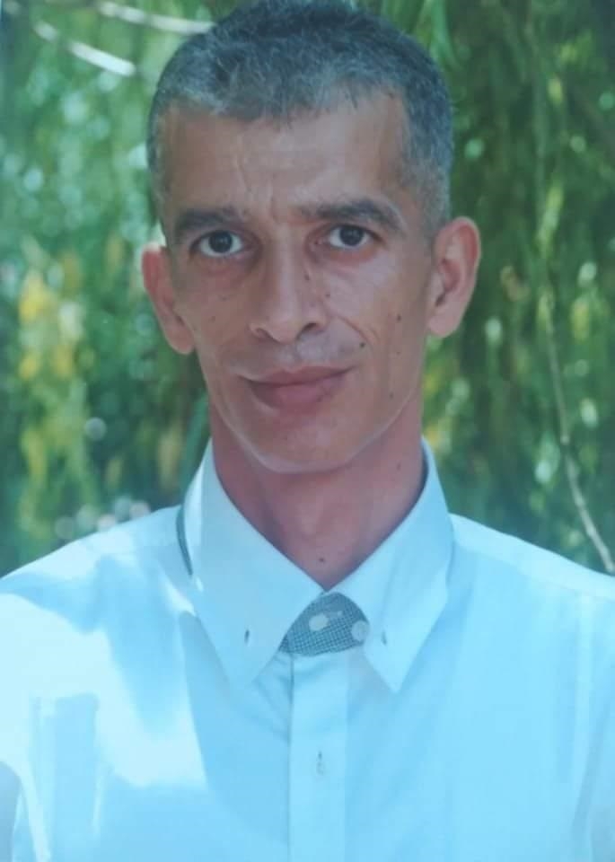 وكذا فؤادي بخفقة الحزن ال تقضُّ مداري ...