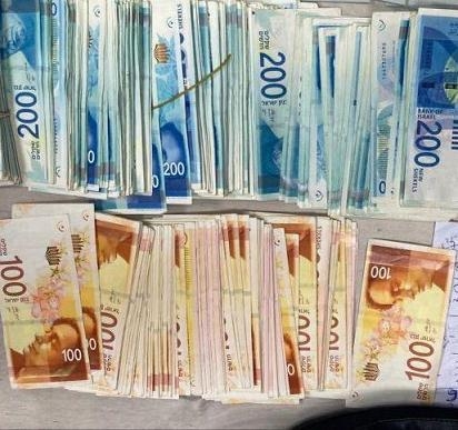 ניצול מצוקה וסחיטה באיומים של קורבנות ההלוואות