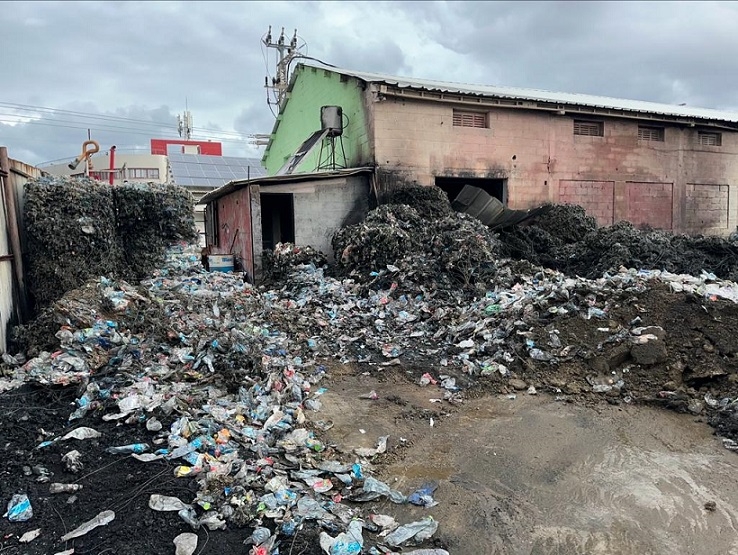 שריפה במפעל מיחזור בחיפה