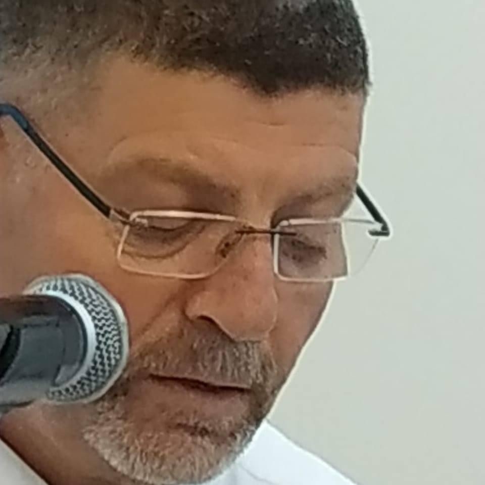 ايها الموت إرحل 