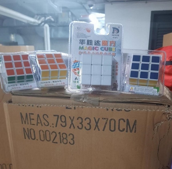 תרומת ראש העיר שפרעם עורסאן יאסין לתלמידים המפונים