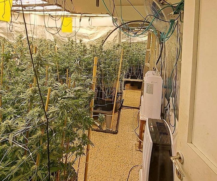 נתפסו שתי מעבדות הידרו