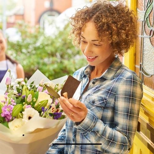 למה כדאי לעשות משלוח פרחים מפתח תקווה