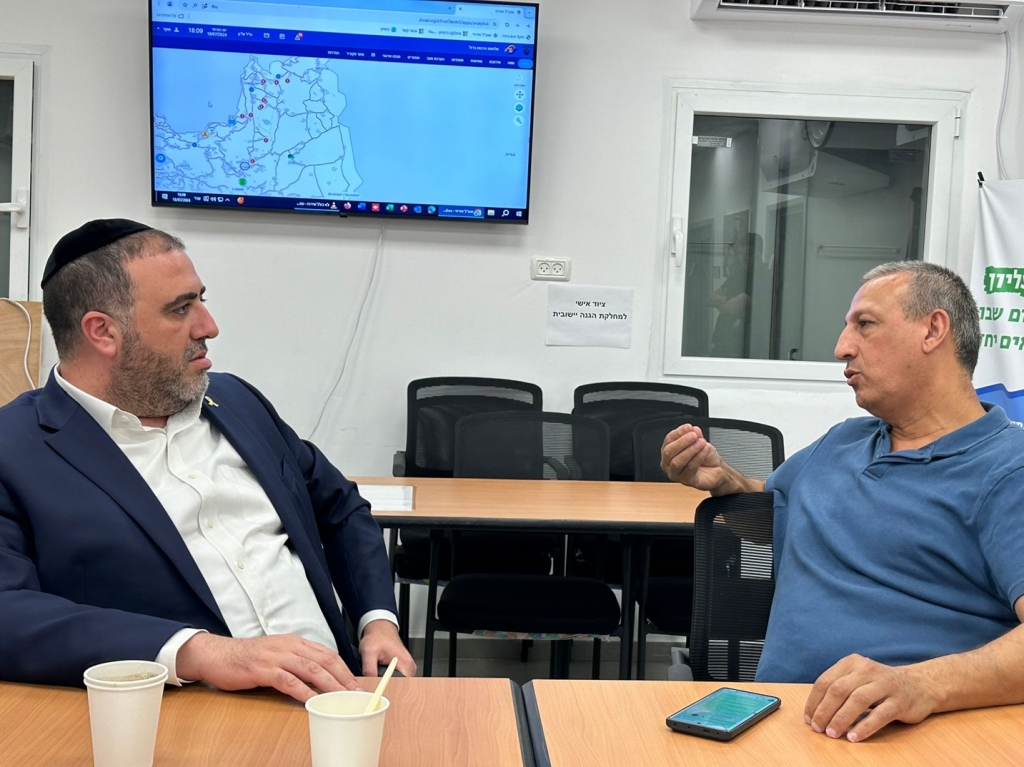 שר הפנים משה ארבל תומך בישובי החזית | פורטל הכרמל והצפון