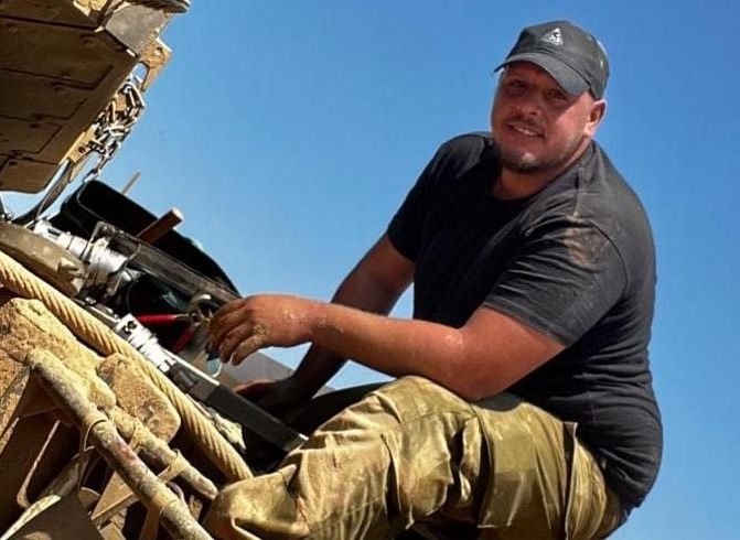 אדריאן רפאל קואייו וד"ר איל רז מצטיינים בזכות