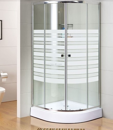 מקלחונים לאמבטיה: עיצוב נוחות ואיכות מבית ביג דיל