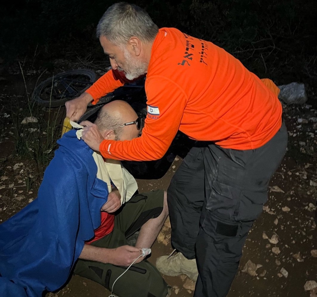 רוכב אופניים נפצע וחולץ מהכרמל