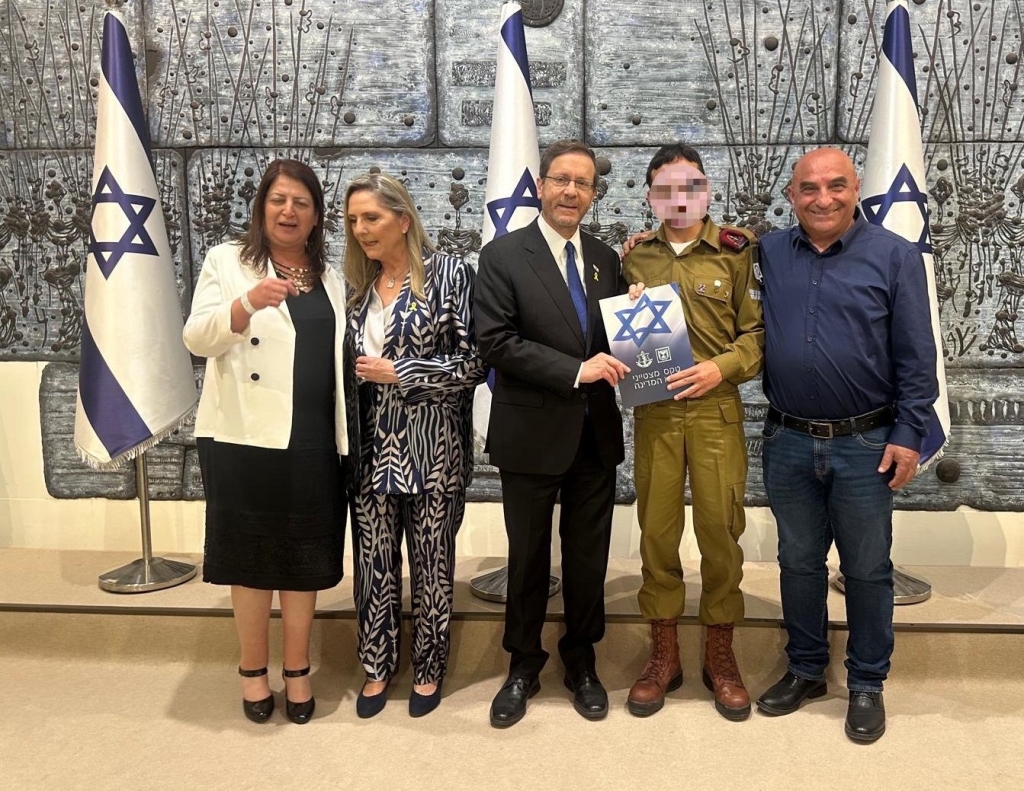 רב"ט א' מדליה מצטיין שלא ניתן לחשוף