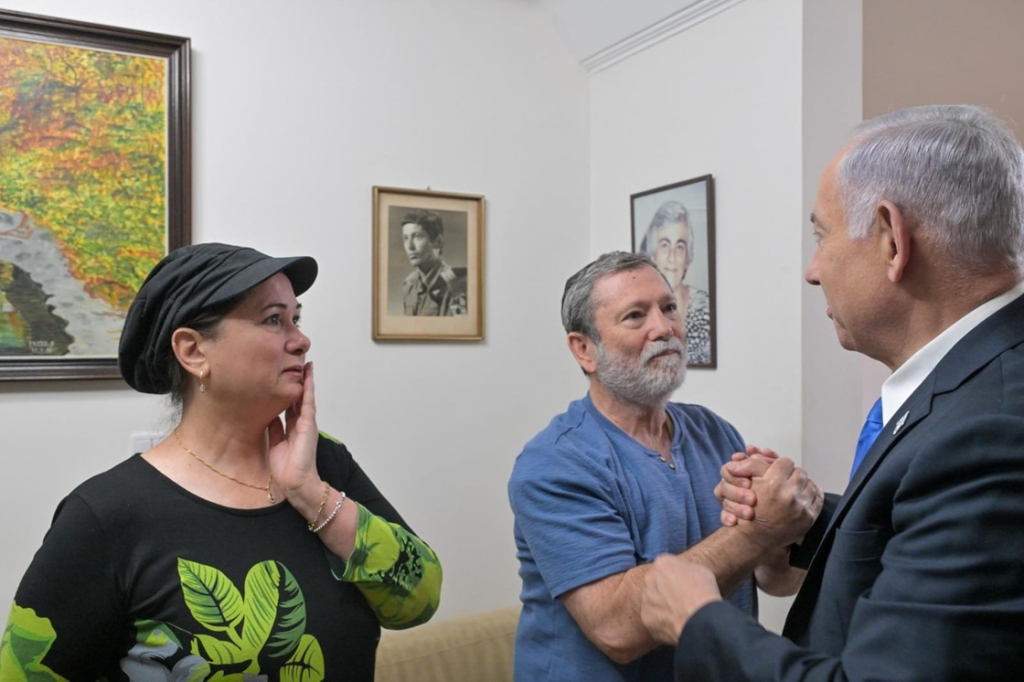 חולצה גופת רס״ל צבי פלדמן ז״ל שנפל בקרב בסולטן יעקב