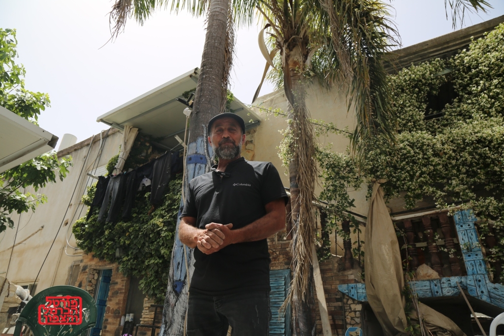 השקט והמסר שיש ביצירה של הפסל עוני חלבי ומשפחתו