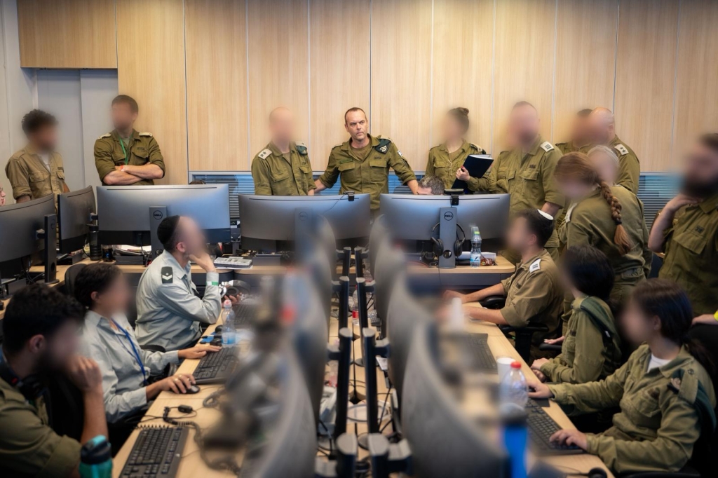 אלוף שלומי בינדר ראש אגף המודיעין בשיחה