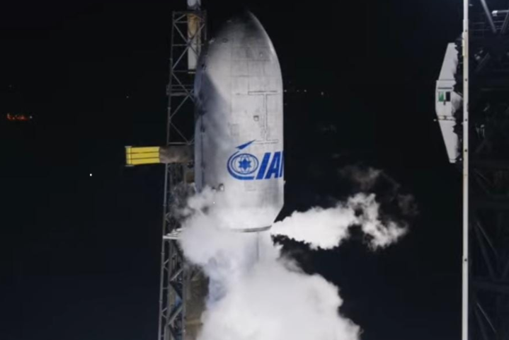 שיגור לוויין התקשורת הישראל דרור 1