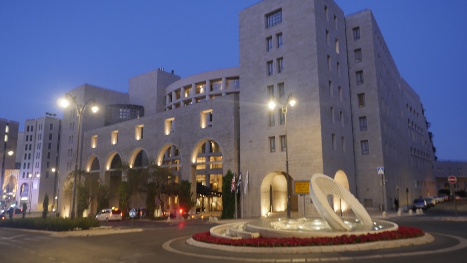 1,630 בקשות חנינה
