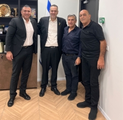 אנשי עוספיה ביקרו את השר מיקי זוהר