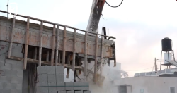 צו הריסה למבנה שלד שנבנה עצמאית בניגוד לחוק