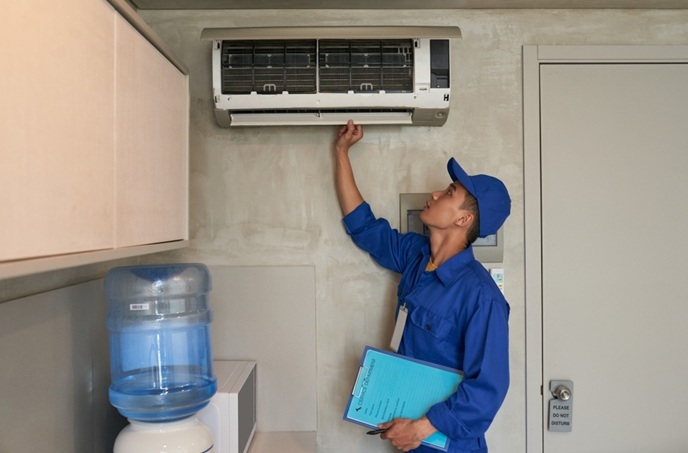 למה המזגן שלך צורך יותר חשמל בקיץ בחיפה ואיך לחסוך?