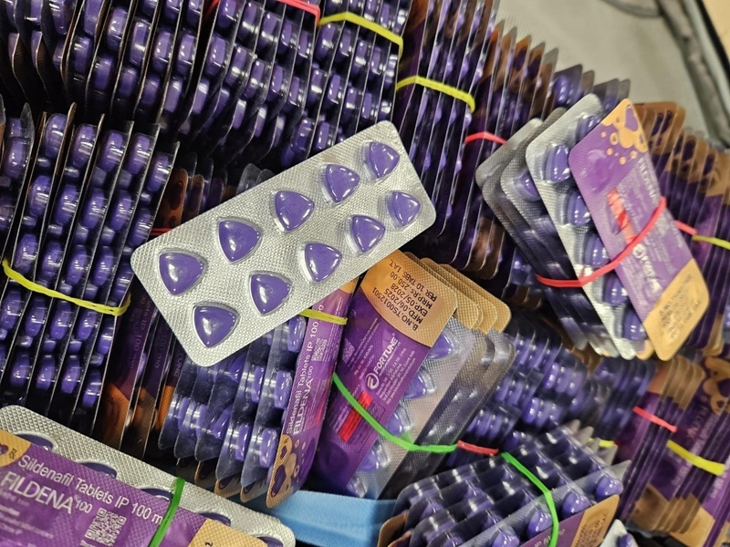 נתפסו 30,000 כדורי ויאגרה שניסו להבריח לישראל