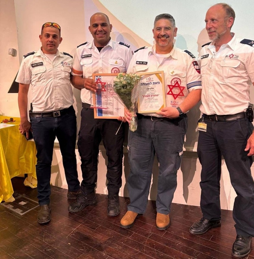 הערכה והוקרה לצוות מד"א חוף
