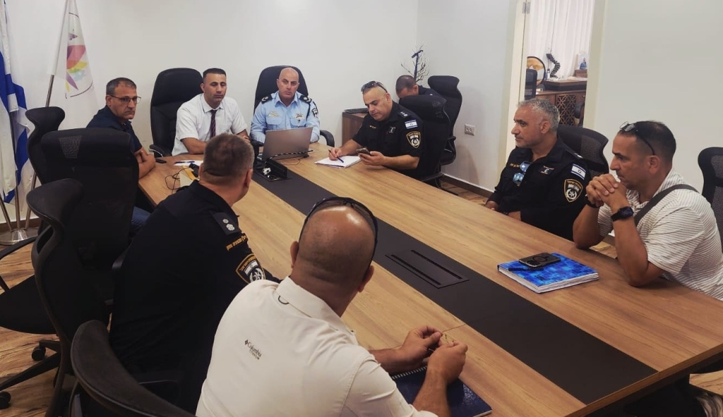 מפקד מחוז צפון ניצב מאיר אליהו במע'אר