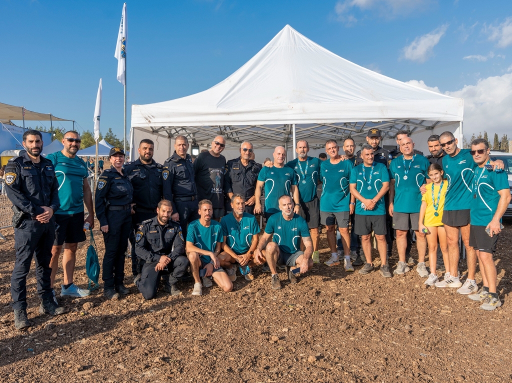 מפכ"ל המשטרה דני לוי הזניק את מירוץ בשביל הבנים