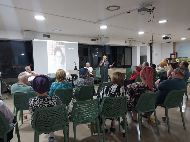 עשרות הורים שכולים בערב של קרן קובי מנדל