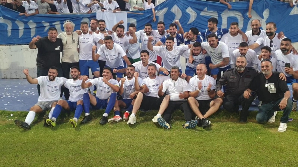 שחקני בני מגאר