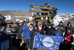 משלחת טיפוס לקילימנג'רו בהשתתפות עמותת המעגל של ג'רמי